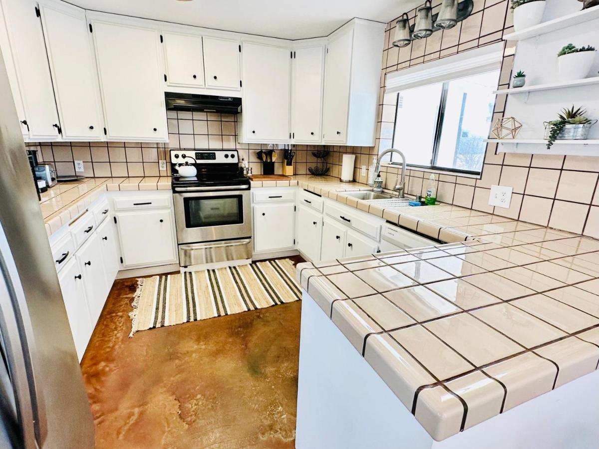 Ravens Nest Ranch, Fire Pit , Views, Near Jt Park! Villa Джошуа Три Екстериор снимка
