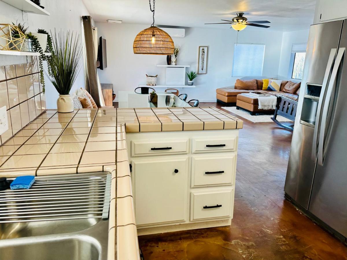 Ravens Nest Ranch, Fire Pit , Views, Near Jt Park! Villa Джошуа Три Екстериор снимка
