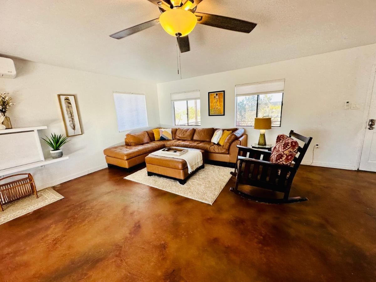 Ravens Nest Ranch, Fire Pit , Views, Near Jt Park! Villa Джошуа Три Екстериор снимка